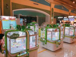 -莫莉幻想儿童乐园(郑州丹尼斯三天地店)