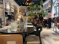 -Osteria Garden 生蚝花园餐厅(原进贤路店)