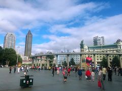 -人民防洪胜利纪念塔