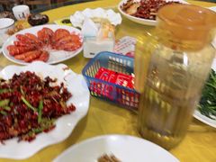 -三亚新鸿港水果一级批发市场