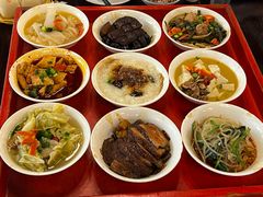 -蓝田九大碗民俗食府(蓝田店)