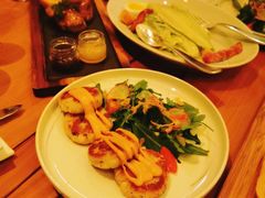 香煎马里兰蟹饼-上海柏悦酒店·世纪100牛排馆
