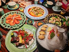 -粤·向群饭店(麓景路店)