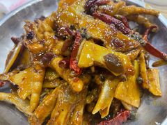 -江城燕子大排档(江汉路步行街店)