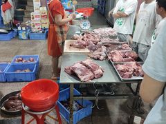 -标记美食新鲜猪杂(兴南大道店)