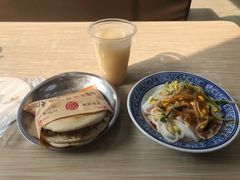 樊记凉皮-樊记腊汁肉(竹笆市总店)