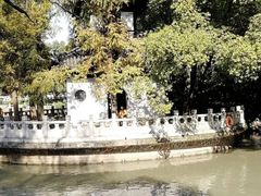 -汇龙潭