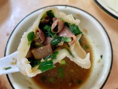 -乡府肉丁水饺(环山路店)