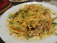 -五谷丰登·胶东海鲜·家常菜(张村店)