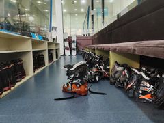 -零度滑雪室内训练中心(莘庄店)