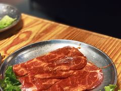 -青瓦炭韩潮烤肉(花园道店)