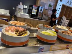 自助取餐区-密友回转自助火锅(世茂国际广场店)