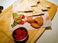 -阿妮叶李(光谷世界城店)