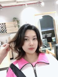 -苏豪路易士·嘉玛发廊