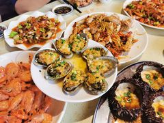 -庄姐川味海鲜B栋2排2号(万人海鲜广场火车头店)