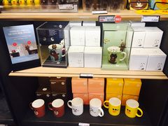 -LINE FRIENDS Garosu-gil Flagship Store