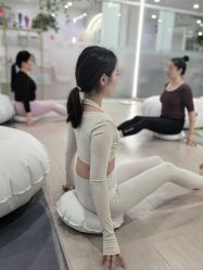 -爱尔乐美孕产瑜伽·普拉提