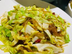炝炒圆白菜粉丝-旺顺阁鱼头泡饼(常营店)