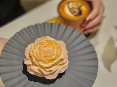 -潮一不贰·法式甜品·生日蛋糕·西式简餐(外滩店)