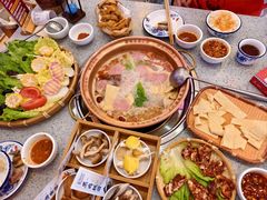 -阿婆情腊排骨火锅(金虹路店)