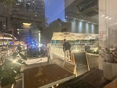 -Mark&Mars Restaurant