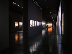 -罗红摄影艺术馆