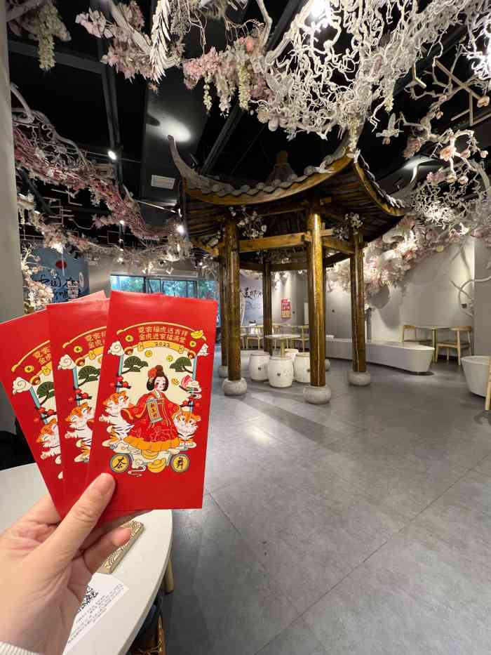 霓裳茶舞(郴州五岭大道店)-"装饰 [薄荷]环境: 装饰好好看的,非常.