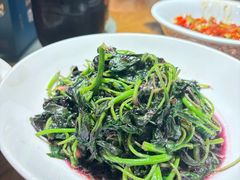 -黄泥岗·地道湖北菜(奥特莱斯店)