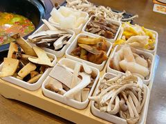 -菌乡缘·野生菌蒸汽鱼火锅(江边夜市店)