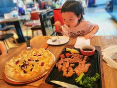 -必胜客(欧亚卖场店)