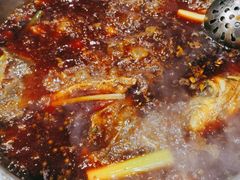 -肖肖酸萝卜鱼火锅(总店)