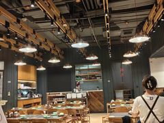 -潮界(LU·ONE凯德晶萃广场店)