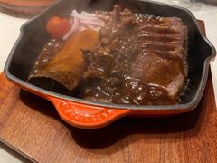 黑椒汁生烧安格斯牛肋骨-炳胜私厨(万象前海店)