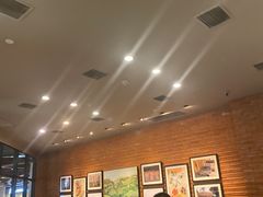 -星巴克(上海虹桥新天地二店)