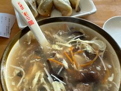 酸辣汤-小姜锅贴(凤凰街店)