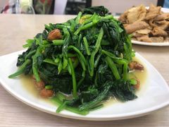 -赵氏牛肉罩火烧