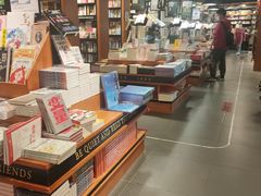 -西西弗书店&矢量咖啡(凯德晶萃广场店)