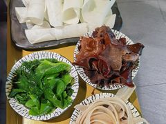 -锅哥有料老火锅(金港国际店)