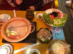 -民食香·腊排骨野生菌美食(木府店)