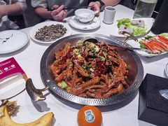 -张大师鸭爪爪特色干锅(南湖店)