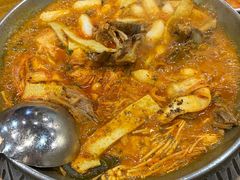 -喇喇排骨火锅·传统韩式脊骨汤(望京西园总店)