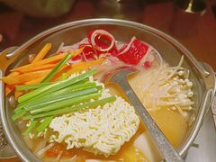 泡菜肥牛部队火锅-春熙台韩国料理·章鱼肥牛(西丽店)