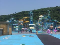 -平湖九龙山乐满地水上乐园