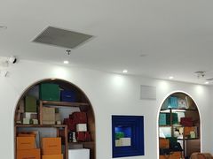 -聚云奢二手奢侈品黄金手表包包回收·中古店(三里屯总店)