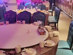 -巴特餐饮6加1音乐餐吧·新疆菜