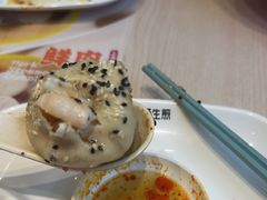 -小杨生煎(金山百联购物中心3楼店)