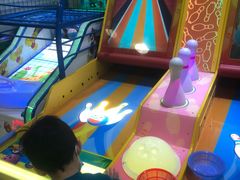 -爱玩嘉年华(龙湖曲江天街店)