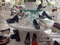 -云柏鞋业(十里堡店)