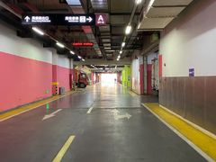 -周浦万达广场-地下停车场