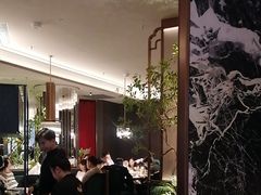 -新白鹿餐厅(滨江银泰店)